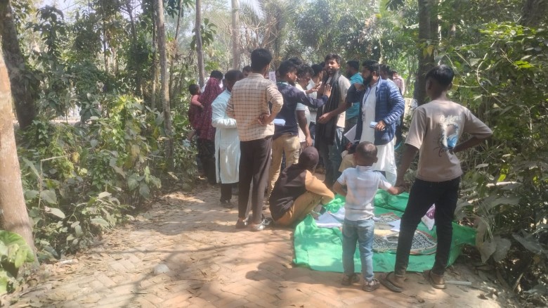 রুদ্রকরে জামায়াত–বিএনপি সমর্থকদের ধাওয়া–পাল্টা ধাওয়া
